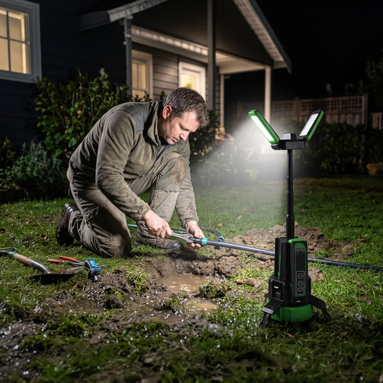 KAUFMANN X RECHARGEABLE & EXTENDABLE LED SPOTLIGHT